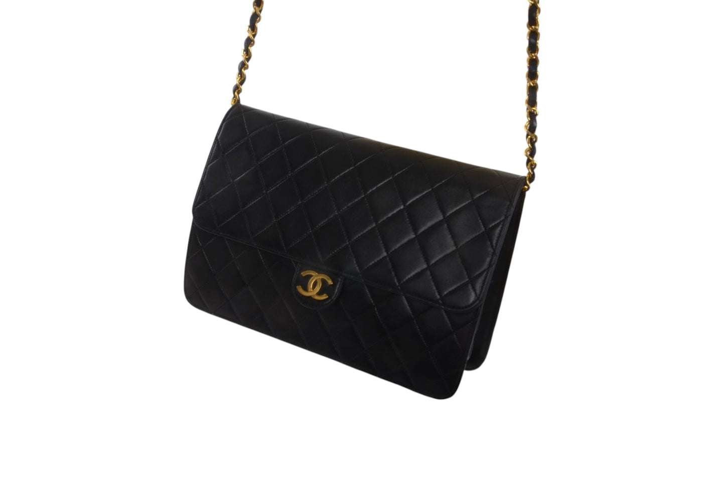 Chanel Classic Single Flap 25 Bag Black Lambskin Matelasse CC Lock Chain Shoulder Bag Vintage Designer Classic