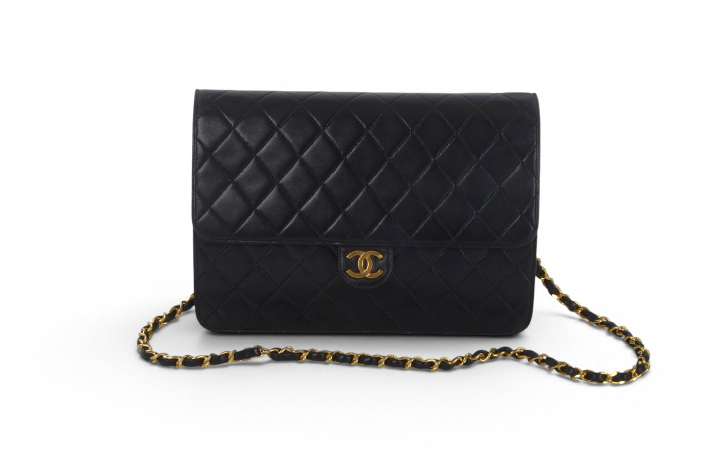 Chanel Classic Single Flap 25 Bag Black Lambskin Matelasse CC Lock Chain Shoulder Bag Vintage Designer Classic