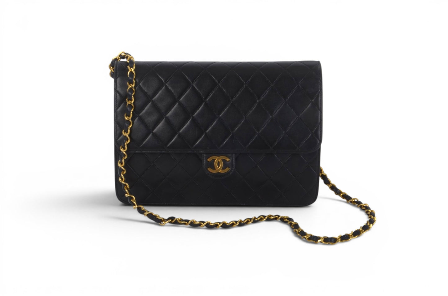 Chanel Classic Single Flap 25 Bag Black Lambskin Matelasse CC Lock Chain Shoulder Bag Vintage Designer Classic