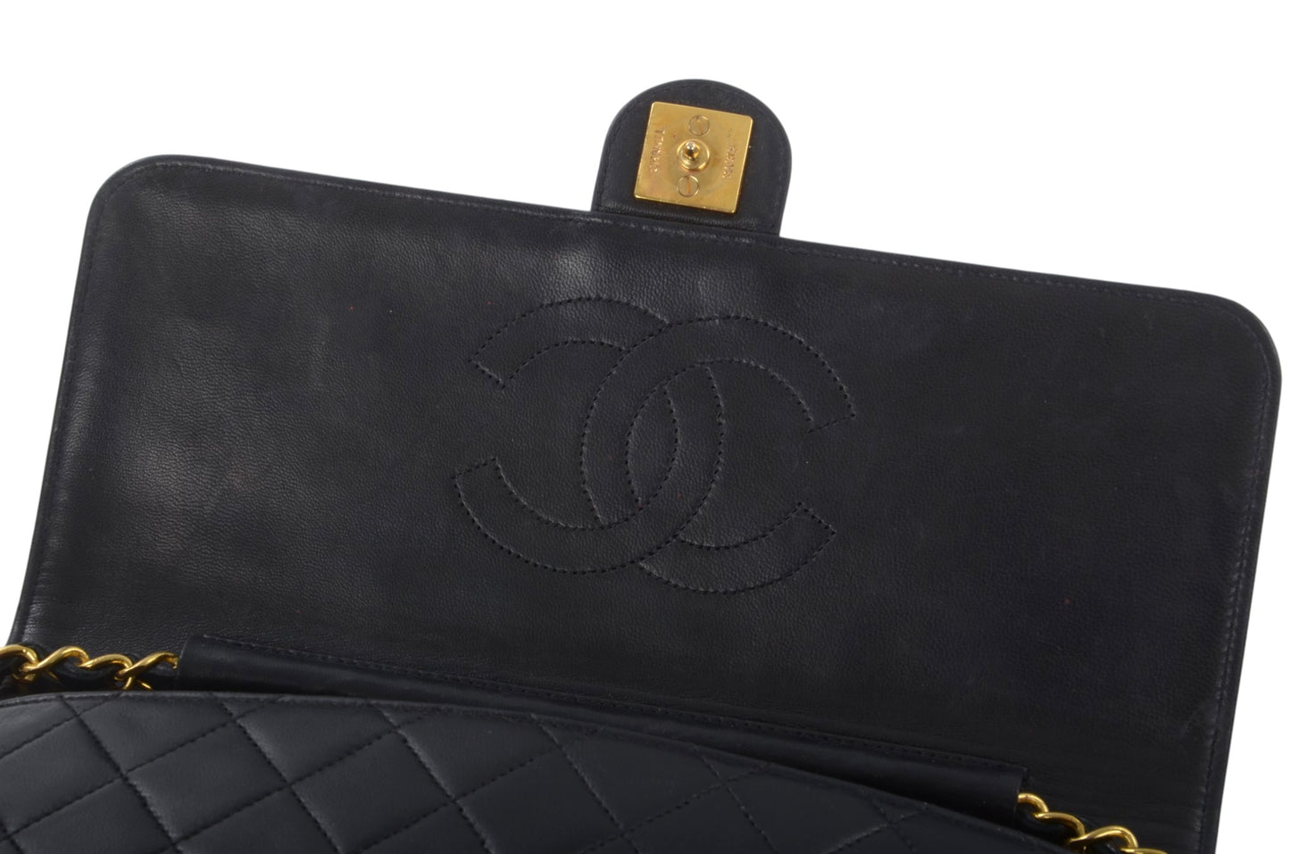 Chanel Classic Single Flap 25 Bag Black Lambskin Matelasse CC Lock Chain Shoulder Bag Vintage Designer Classic