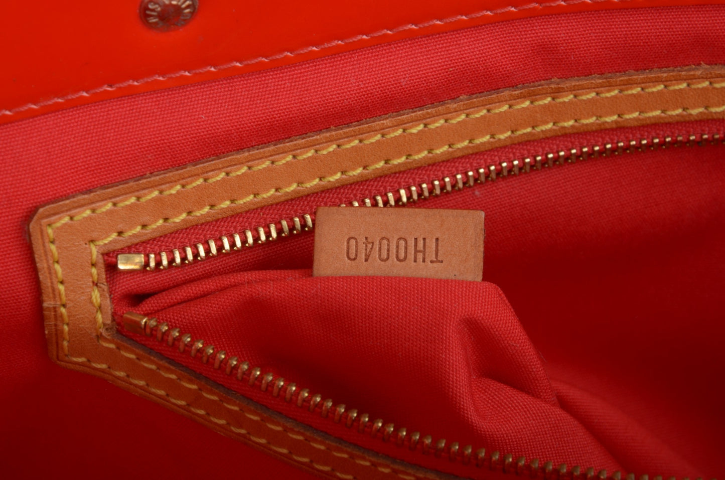 Louis Vuitton Vernis Reade GM Handbag Shoulder Large Bag Tote Vintage Patent Leather Monogram Red Unique Rare Designer Classic Authentic