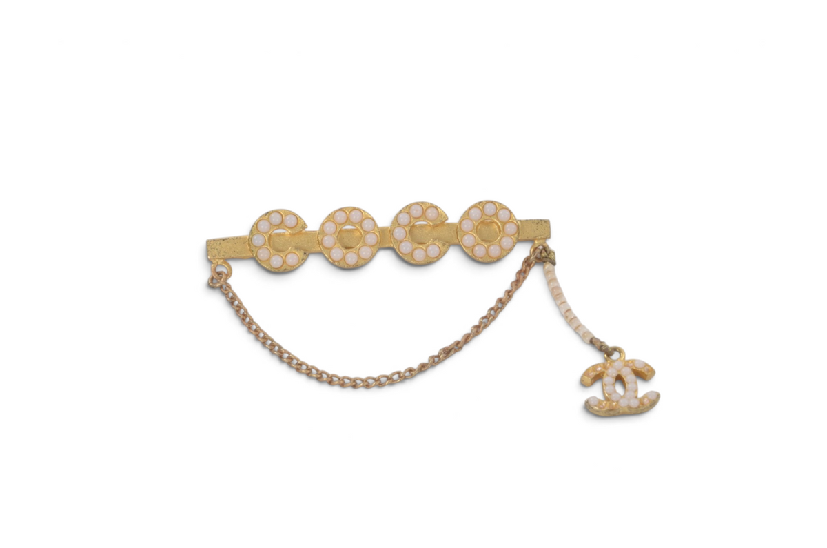 Chanel Vintage Pearl Pin Brooch CC Metal Designer Classic Gold