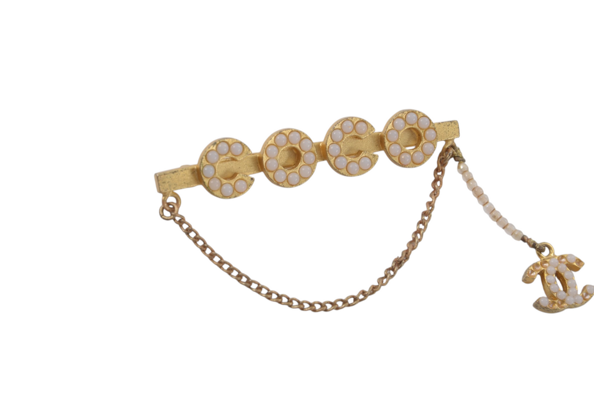 Chanel Vintage Pearl Pin Brooch CC Metal Designer Classic Gold