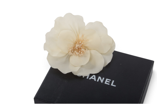 Chanel Vintage Camellia Pin Brooch Flower CC Ivory Designer Classic