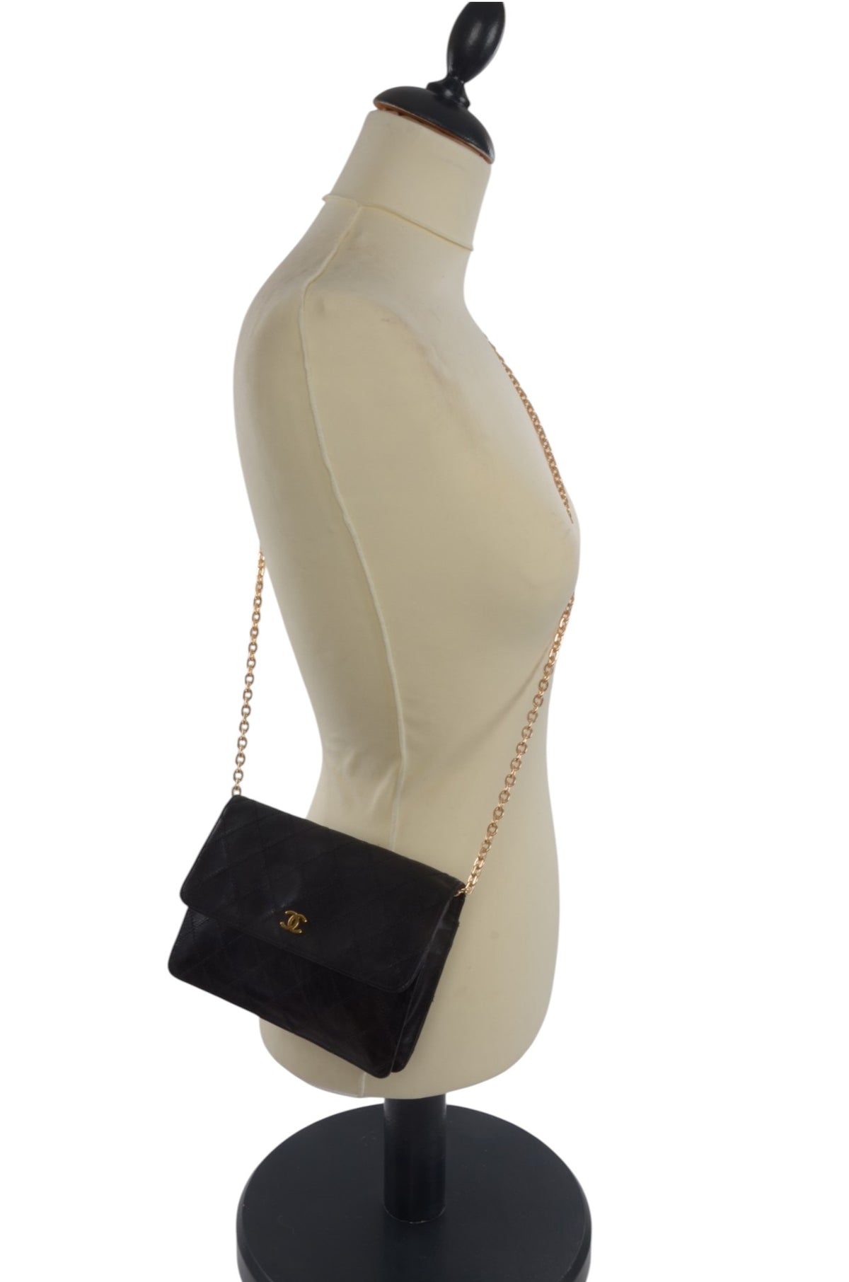 Chanel Clutch Quilted Lambskin Leather Bag Matelasse CC Logo Gold Flap Vintage Designer Classic