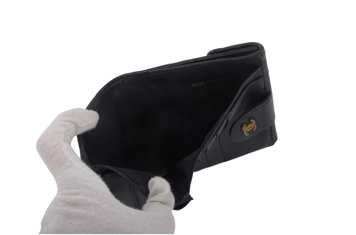 Chanel Wallet Vintage Black Caviar Leather Coco Bi-fold Coin Purse Designer Classic