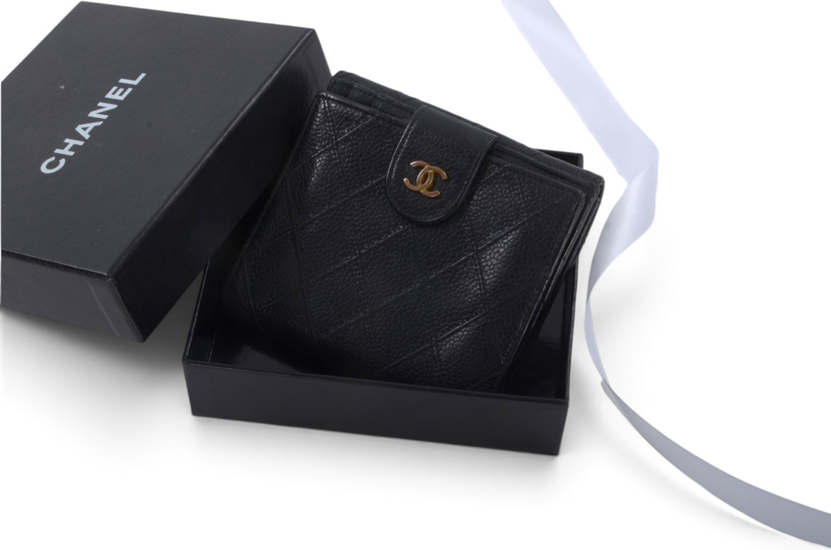 Chanel Wallet Vintage Black Caviar Leather Coco Bi-fold Coin Purse Designer Classic