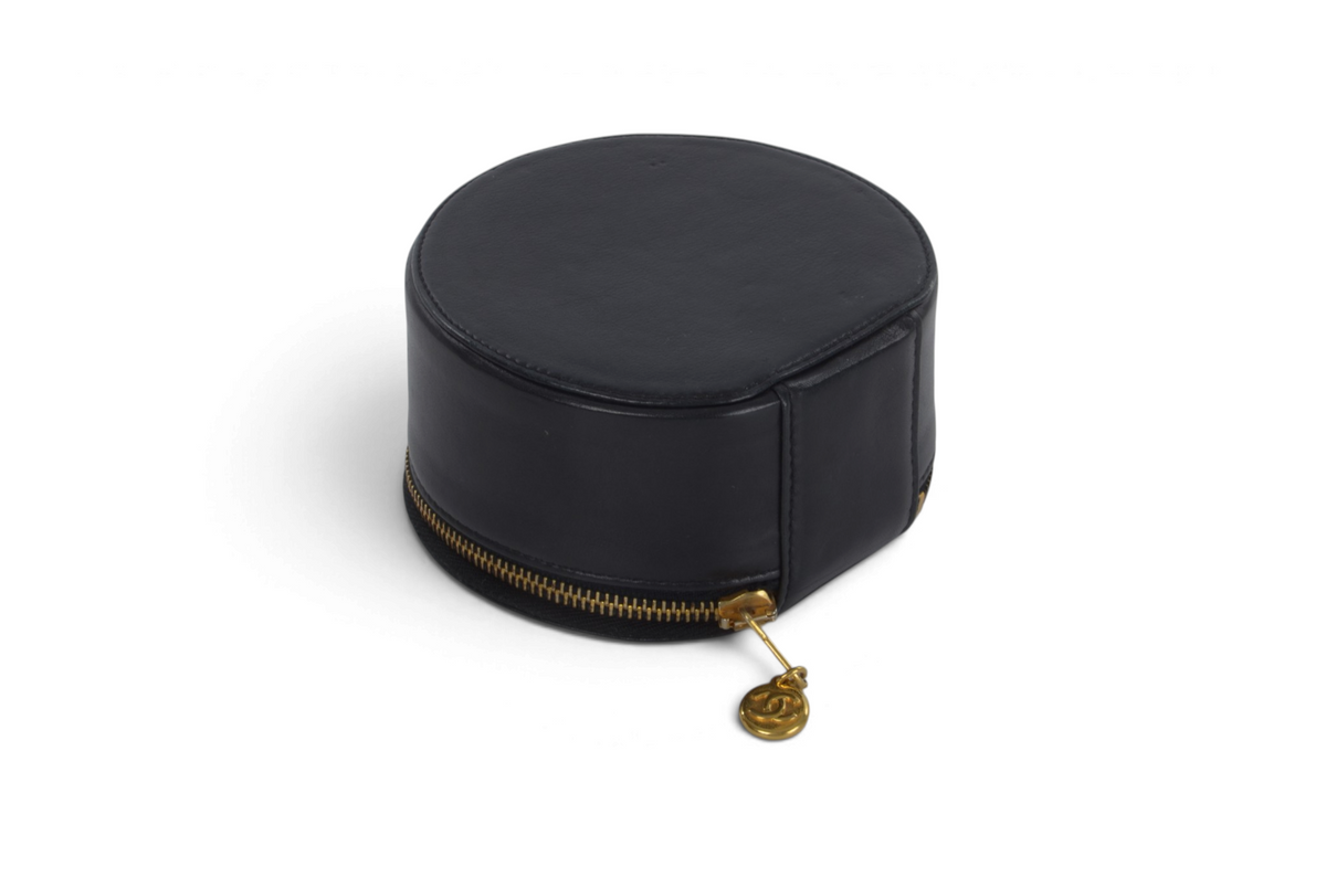 Chanel Jewelry Case Box Travel Vanity Bag CC Logo Vintage Lambskin Leather Black Make Up Pouch Designer Classic