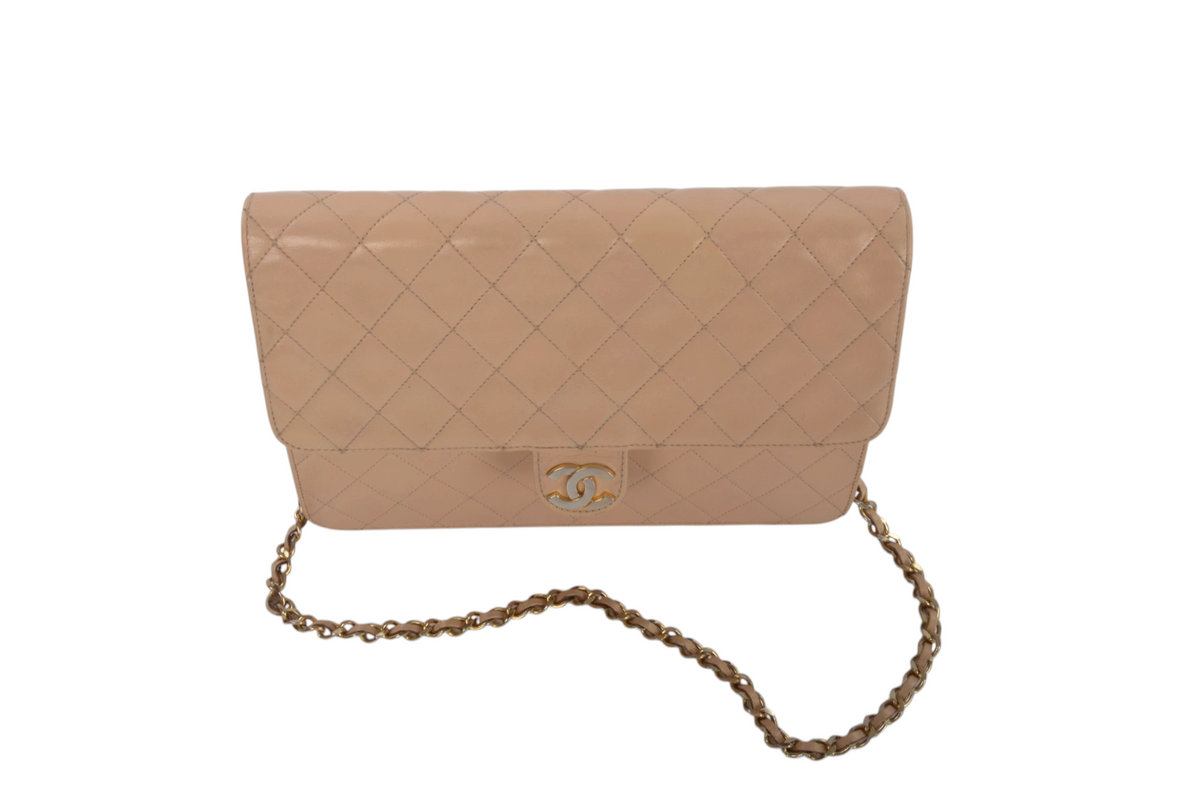 Chanel Classic Single Flap Bag Beige Lambskin Matelasse CC Lock Chain Shoulder Bag Vintage Designer