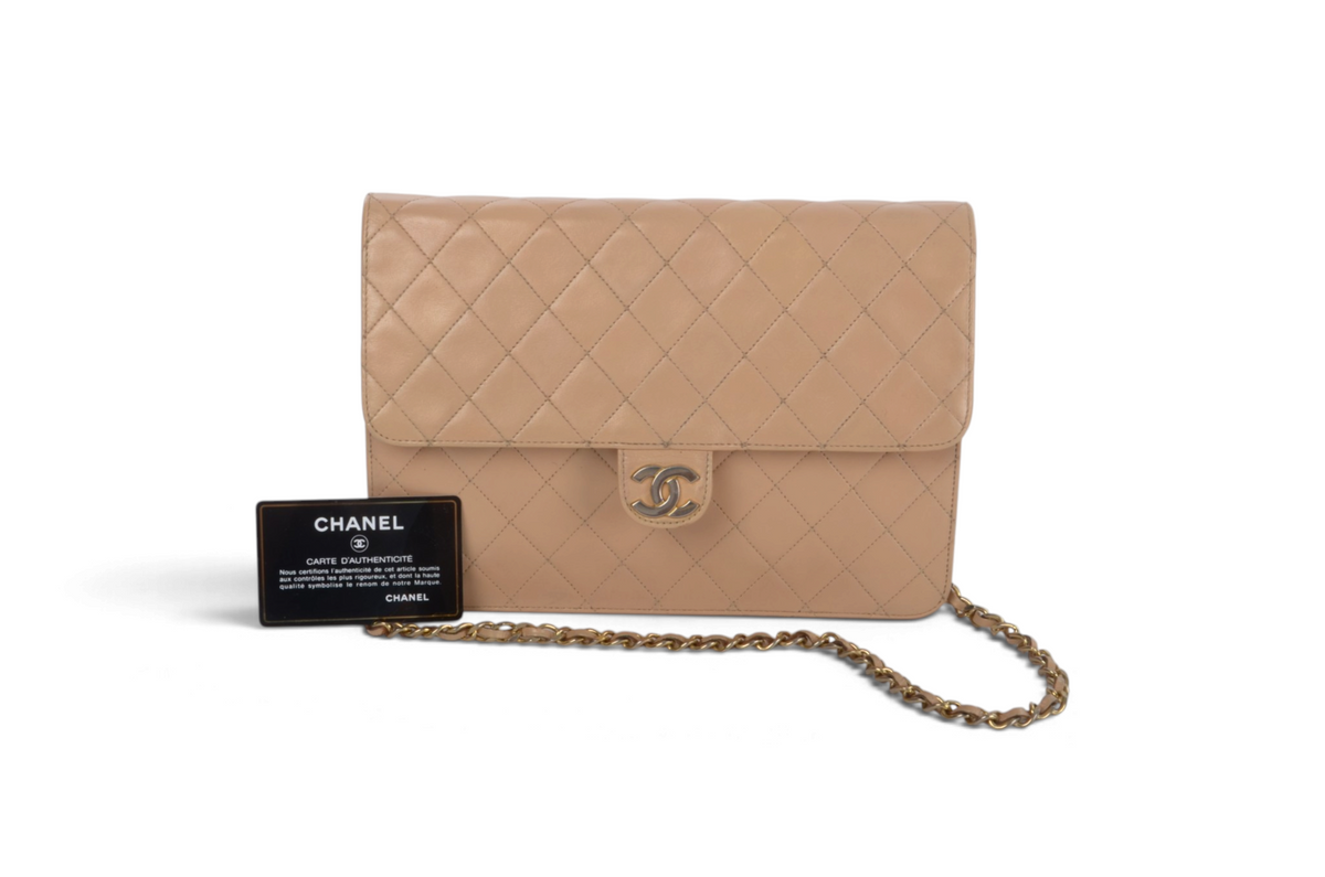 Chanel Classic Single Flap Bag Beige Lambskin Matelasse CC Lock Chain Shoulder Bag Vintage Designer