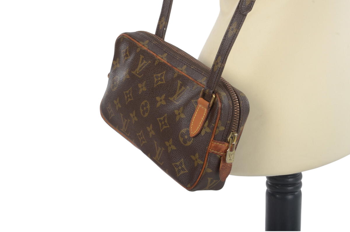Louis Vuitton Marly Bandoulière Crossbody Shoulder Bag Vintage Designer Classic
