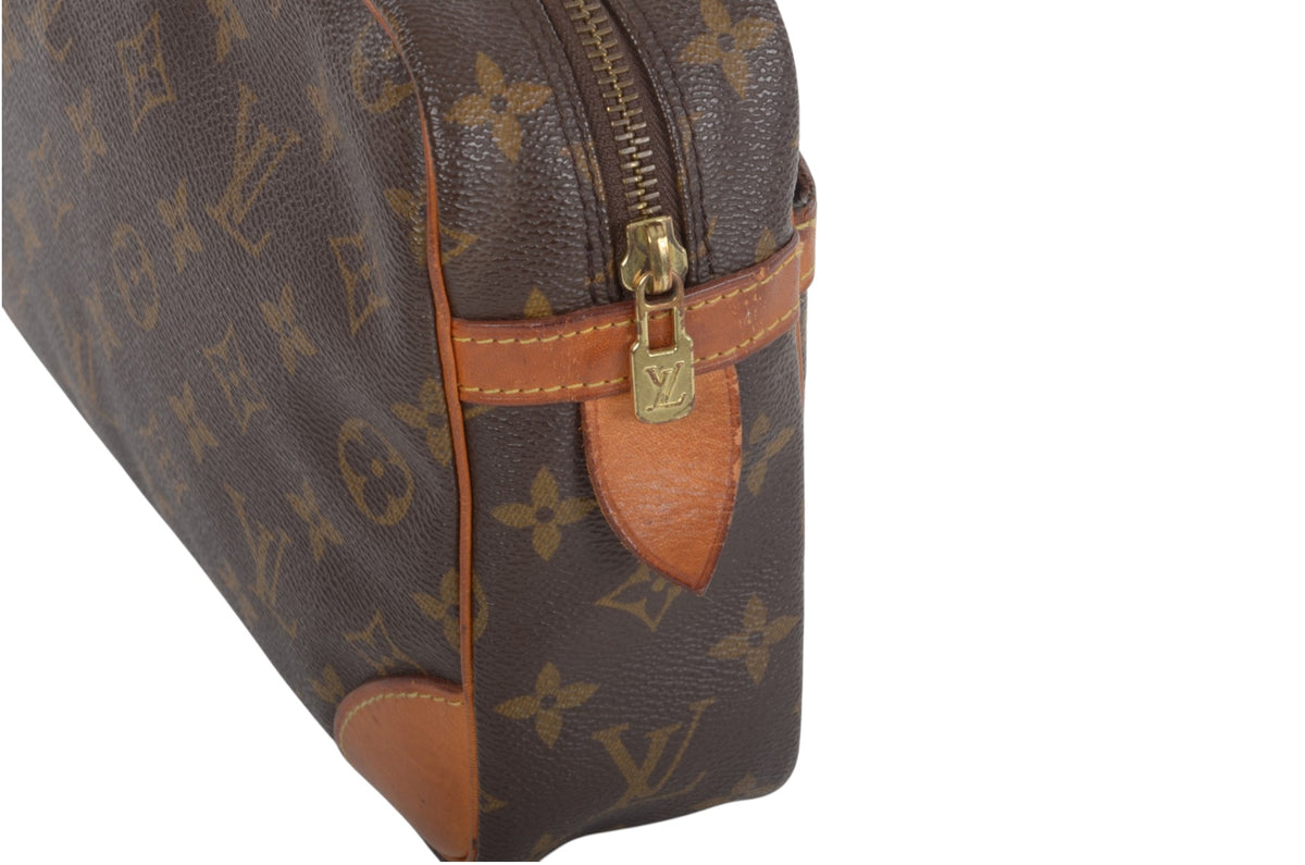 Louis Vuitton Compiegne 28 Pouch Clutch Makeup Toilet Bag Monogram Vintage Designer Classic