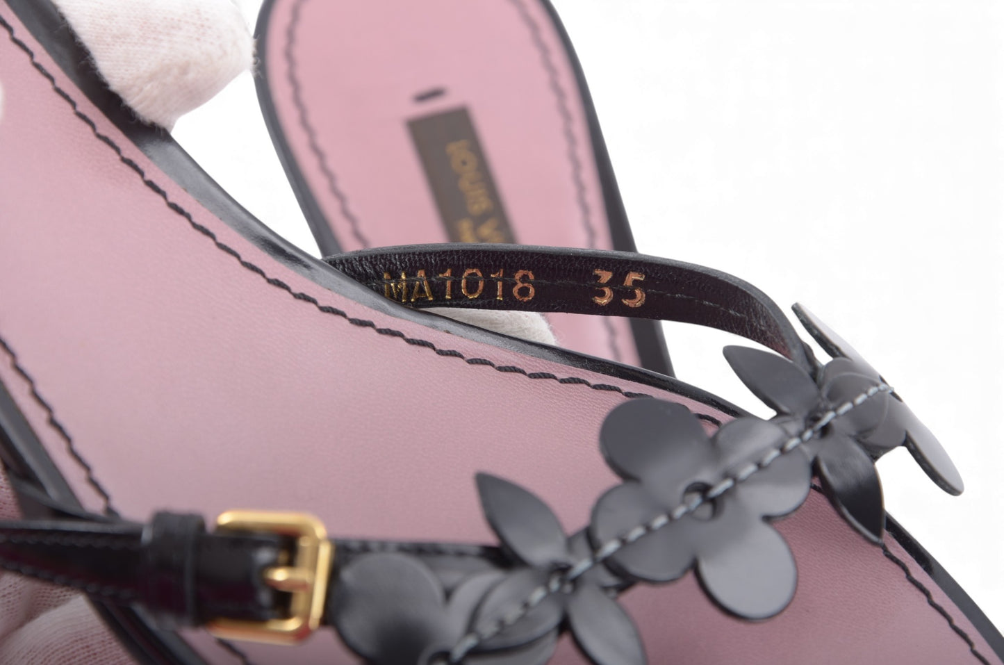 Louis Vuitton Flower Leather Mules Sandals Belt Design Heels Vintage Size 35