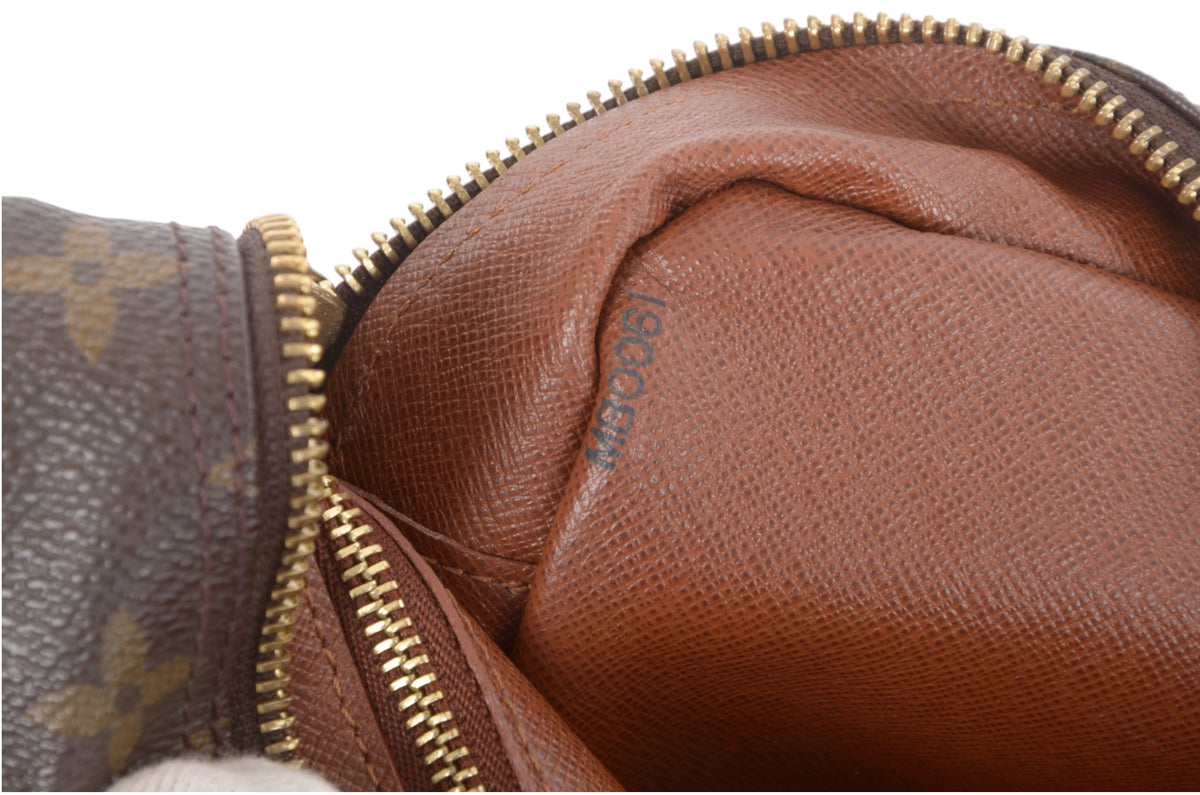 Louis Vuitton Vintage Trocadero 27 Crossbody Bag Monogram Shoulder Bag Designer Classic Authentic Luxury