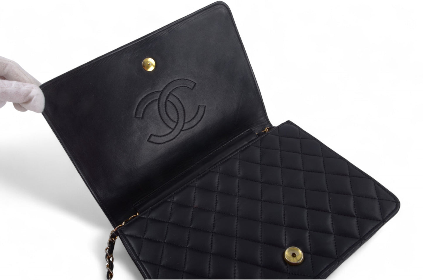 Chanel Classic Single Flap Bag Black Lambskin Matelasse CC Lock Chain Shoulder Bag Vintage Designer