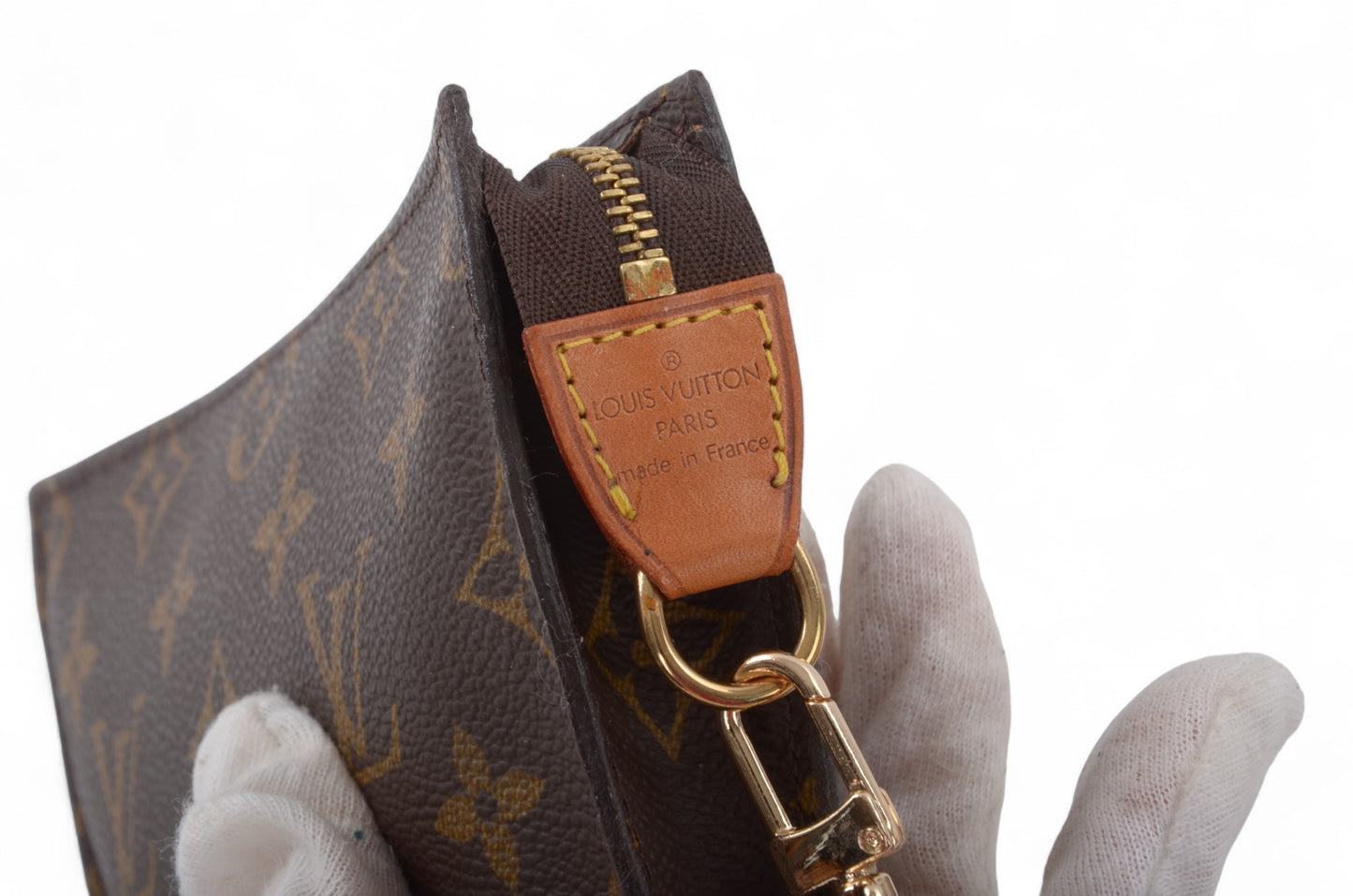 Louis Vuitton Pochette Toilette 17 Pouch Clutch Makeup Toilet Bag Monogram Vintage Crossbody Designer Classic