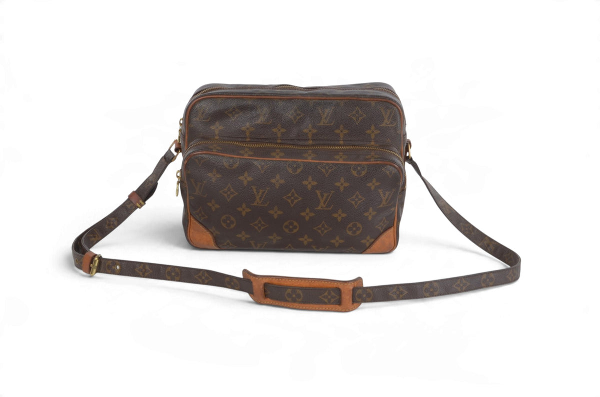 Vintage Louis Vuitton Nile M45244 brown Monogram canvas crossbody bag front view