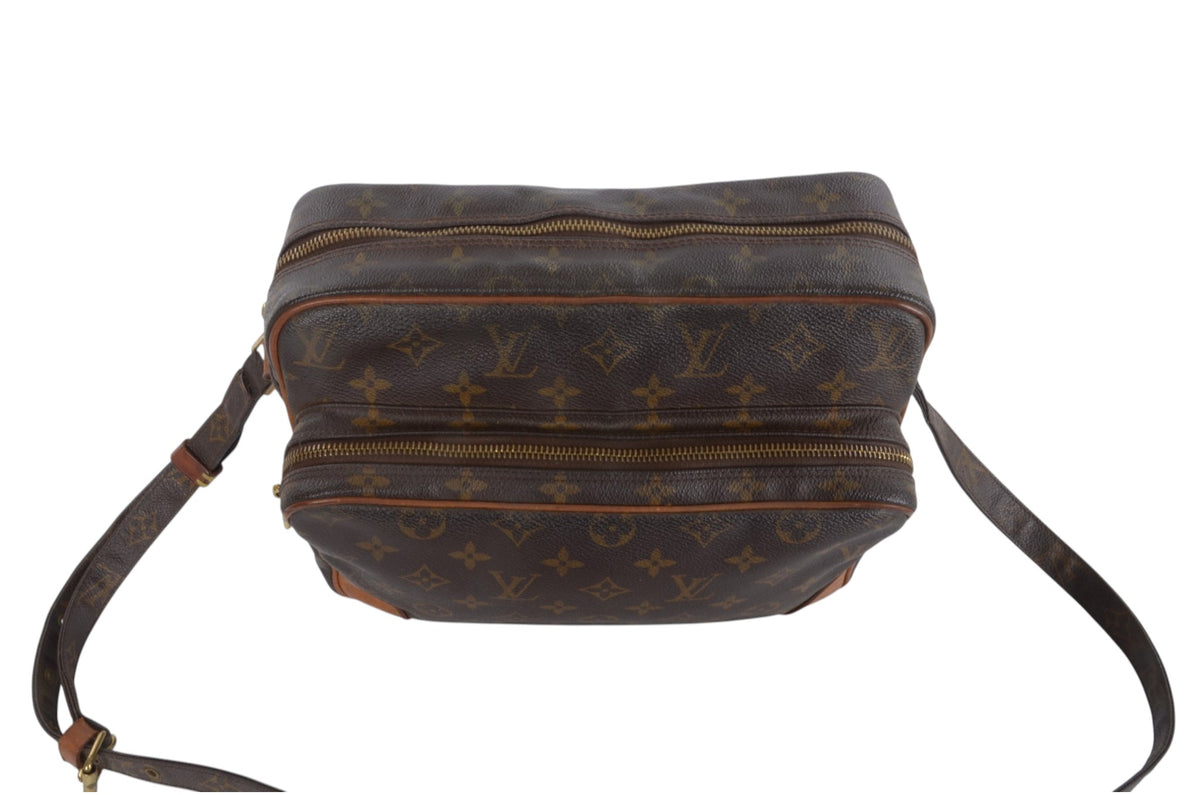 Louis Vuitton Nile M45244 Monogram Canvas Crossbody Bag – Vintage