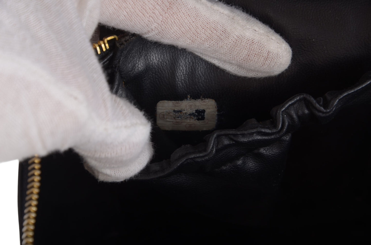 Chanel Quilted Vanity Toiletry Bag CC Logo Vintage Lambskin Leather Black Make Up Pouch