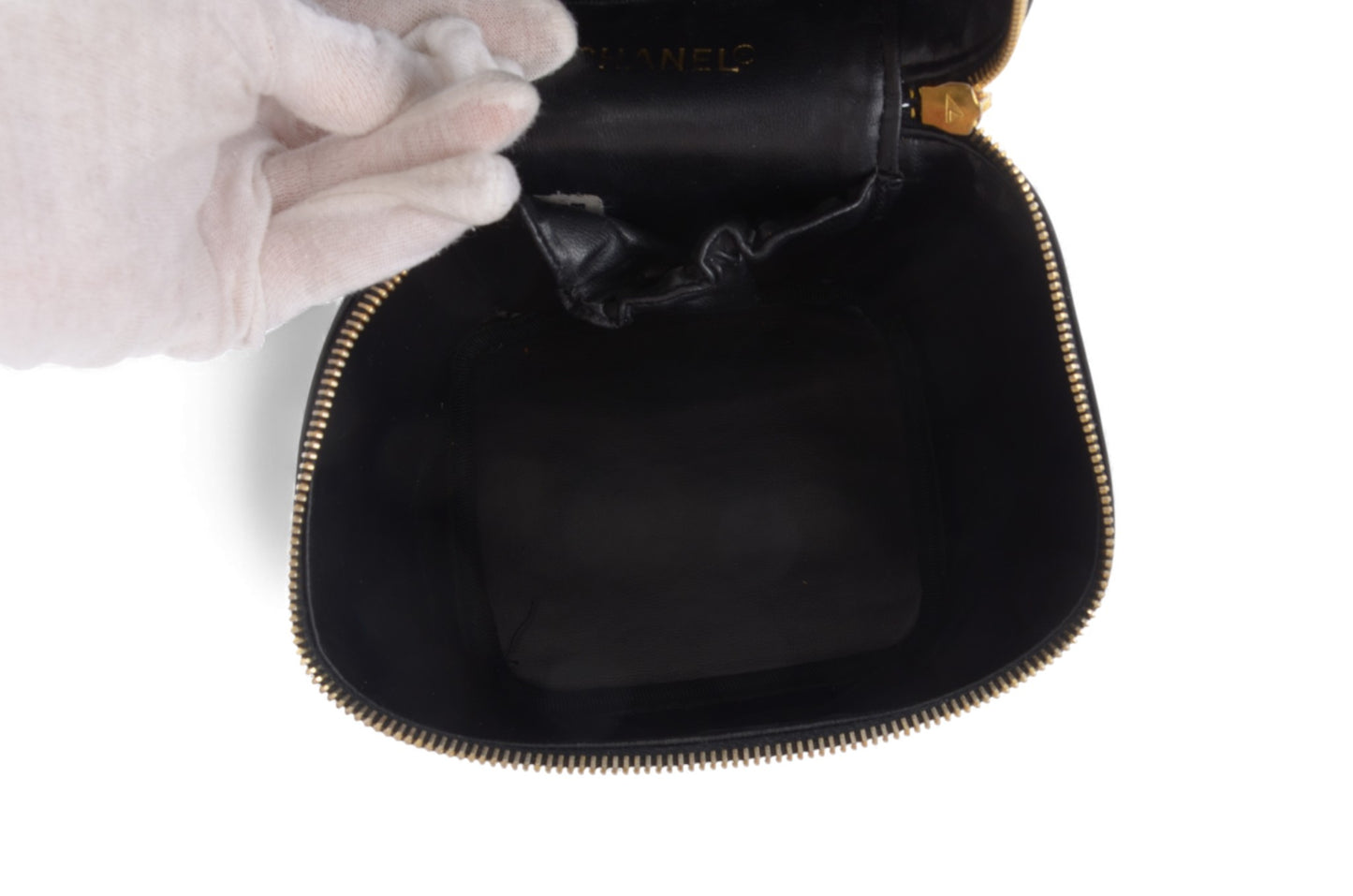 Chanel Quilted Vanity Toiletry Bag CC Logo Vintage Lambskin Leather Black Make Up Pouch