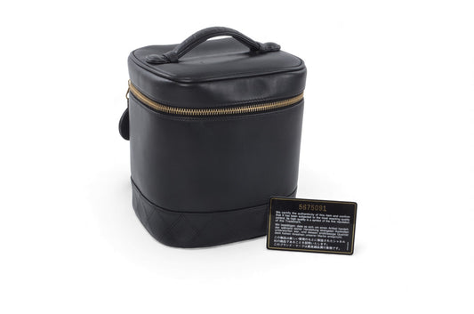 Chanel Quilted Vanity Toiletry Bag CC Logo Vintage Lambskin Leather Black Make Up Pouch