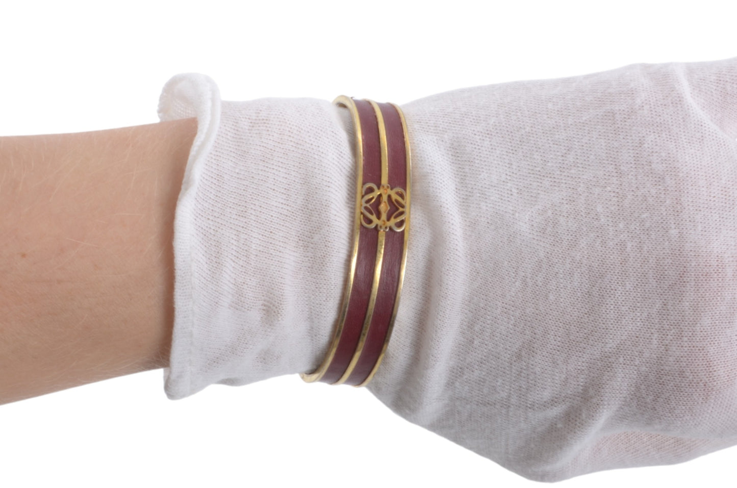 Loewe Anagram Bangle Bracelet Ladies Red Gold Cuff Vintage Designer Classic Authentic