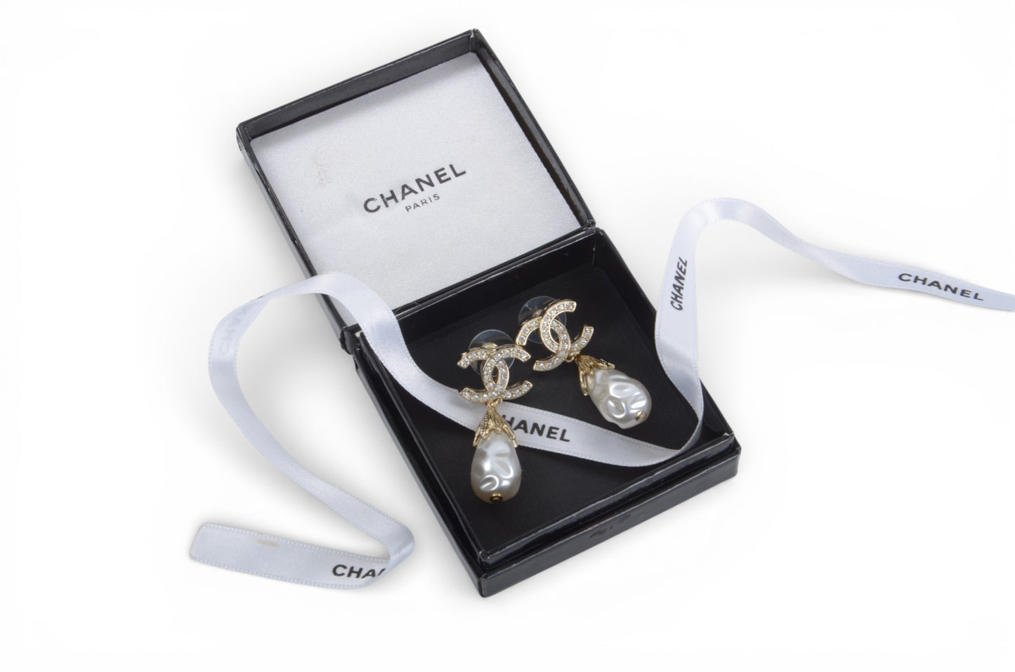 Chanel Vintage CC Coco Dangle Drop Pearl Rhinestone Earrings Statement Designer Classic Jewelry