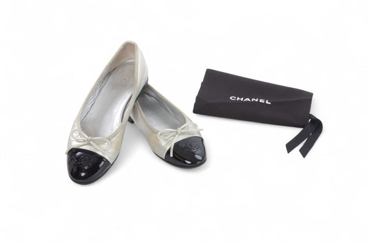Chanel Ballet Flats Shoes Ballerina Ballet Flat Pumps Ribbon Leather Vintage Size 35C