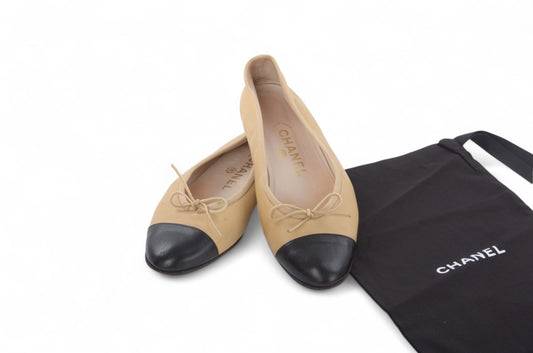 Chanel Ballet Flats Shoes Ballerina Ballet Flat Pumps Ribbon Leather Vintage Size 37 Beige Black