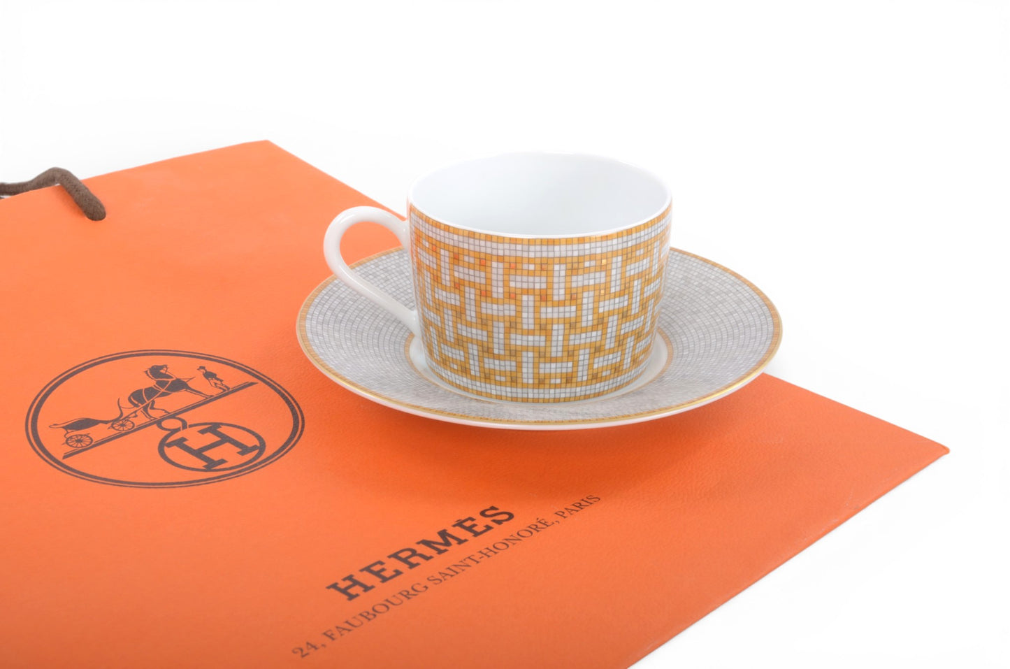 Hermès Mosaique au 24 Gold Coffee Breakfast Cup and Saucer Porcelein Interior Benoit Pierre Emery