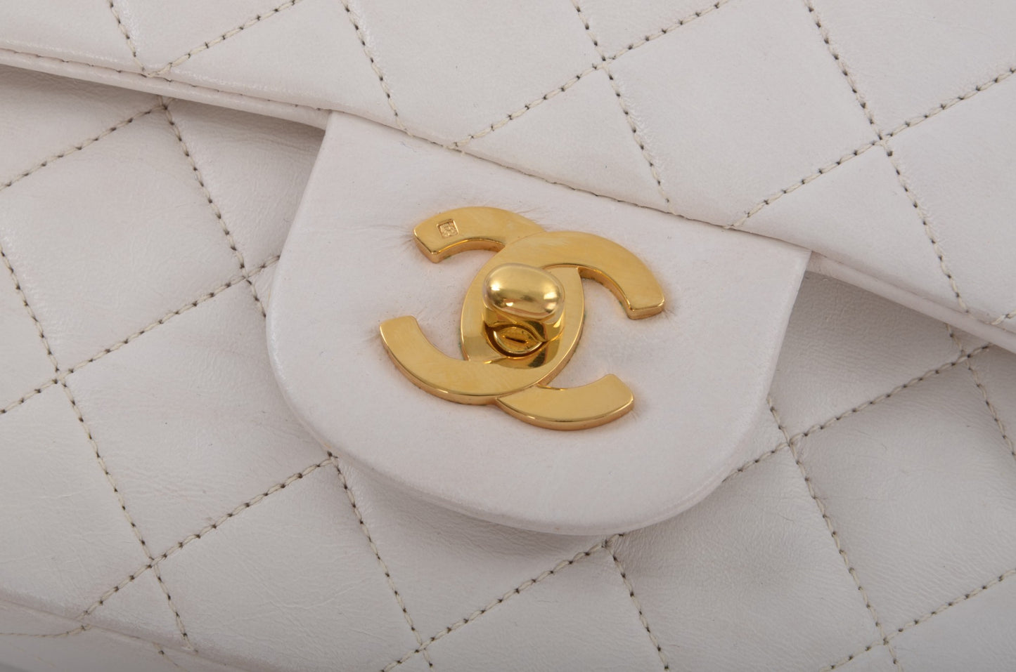 Chanel Classic Small Double Flap Bag White Lambskin W-Flap 23 Matelasse Coco Mark Turn Lock Chain Shoulder Bag CrossbodyVintage