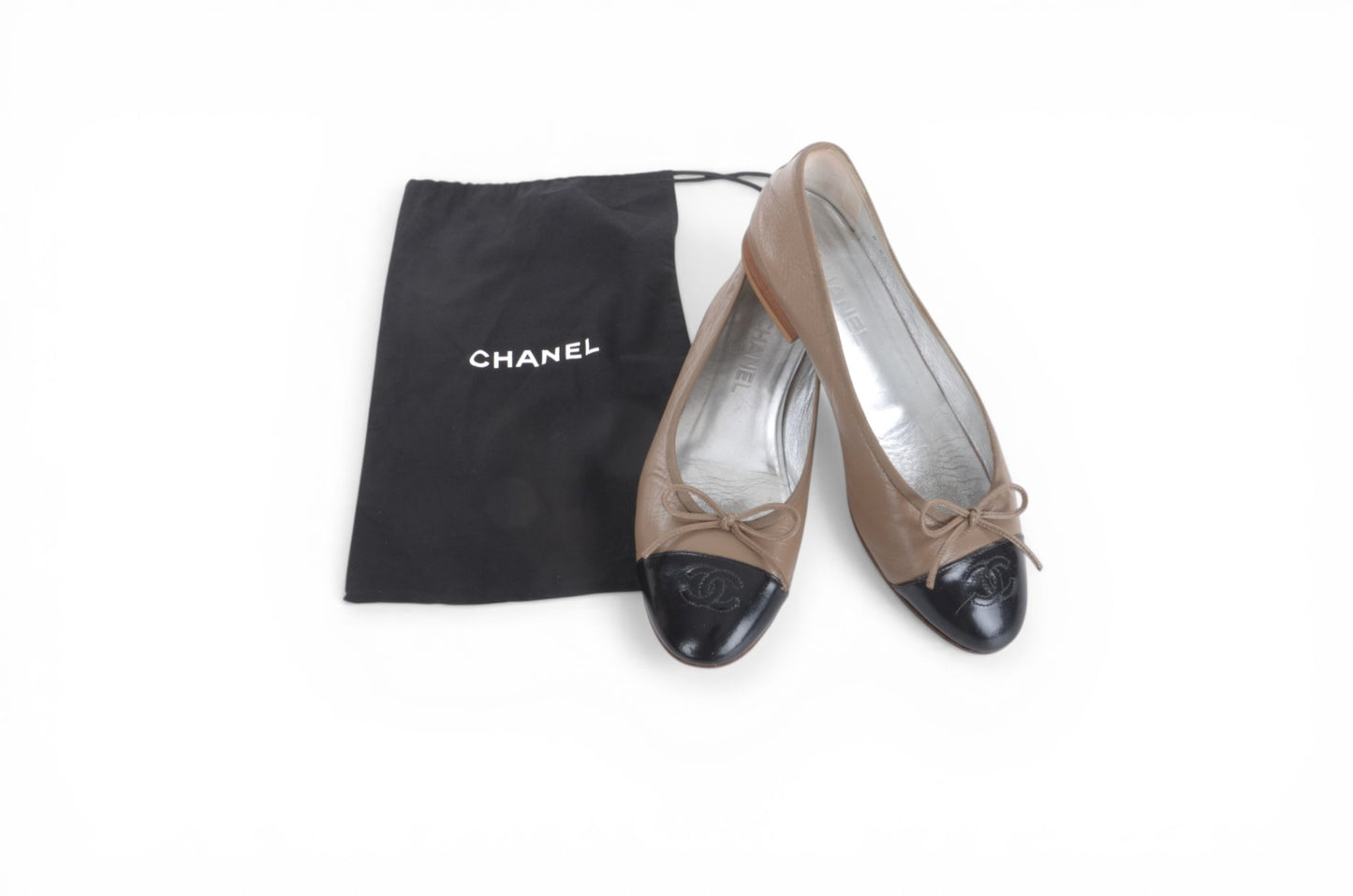 Chanel Ballet Flats Shoes Ballerina Ballet Flat Pumps Ribbon Leather Vintage Size 39C